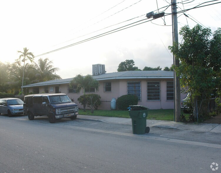 More Photos Of 300 NW 69th St, Miami Assisted Living For Sale