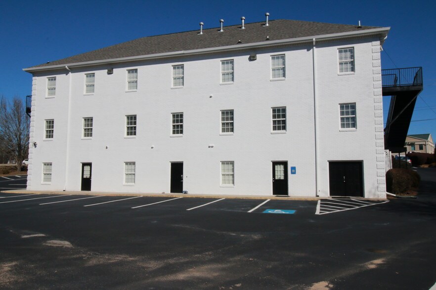 More Photos Of 4353 Atlanta Hwy, Loganville Medical For Sale