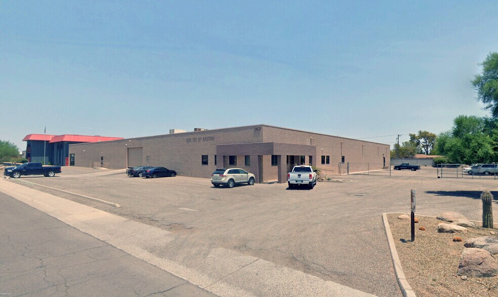 More Photos Of 17617 N 25th Ave, Phoenix Warehouse For Lease