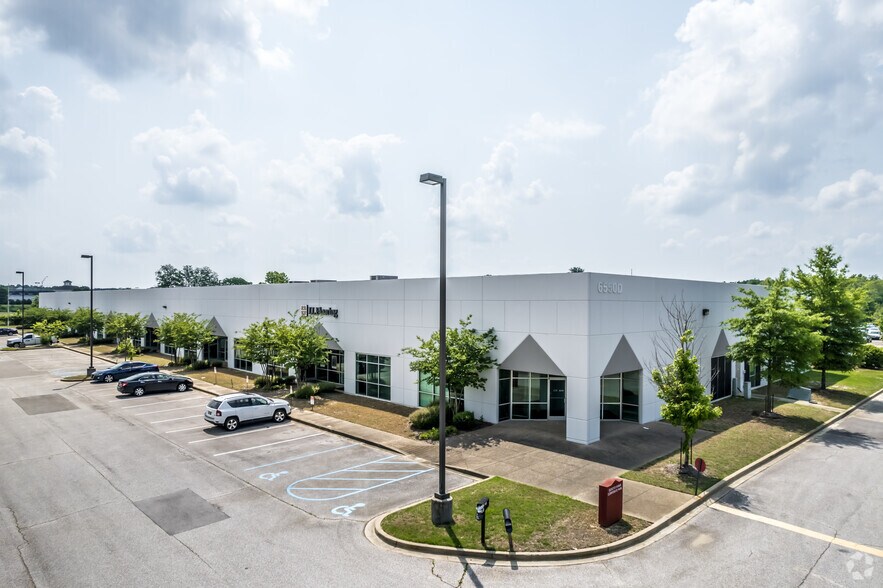 More Photos Of 6550 Interstate Blvd, Horn Lake Distribution For Lease