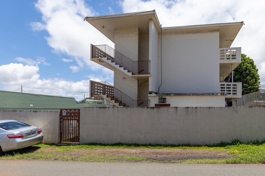 More Photos Of 55 Walker Ave, Wahiawa Apartments For Sale