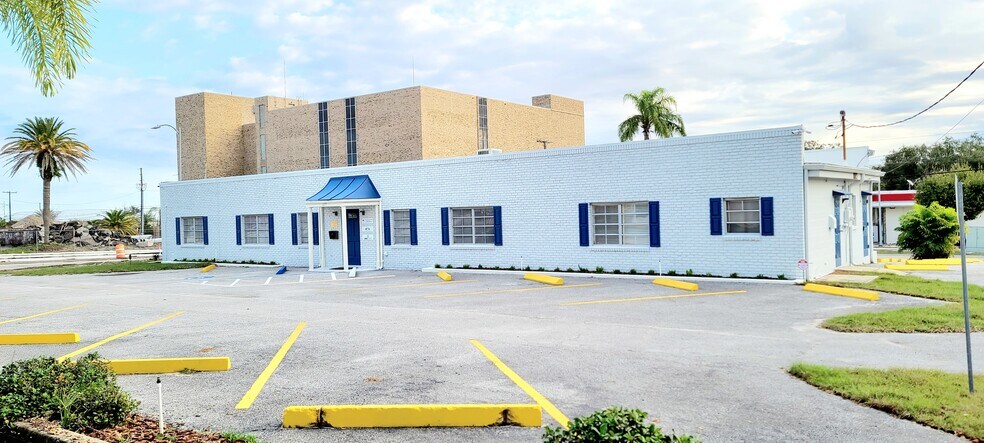 More Photos Of 1275-1279 Cleveland St, Clearwater Medical For Lease