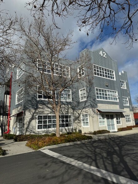 More Photos Of 303 Potrero St, Santa Cruz Unknown For Lease