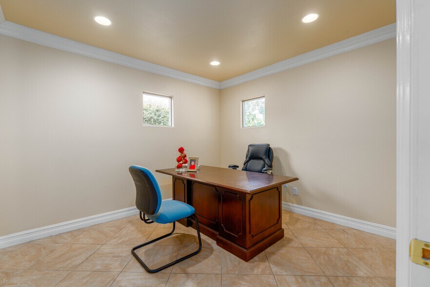 More Photos Of 4206 44th St, San Diego Healthcare For Sale