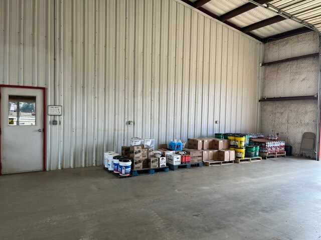 More Photos Of 17650 Texas 19, Montalba Auto Repair For Sale