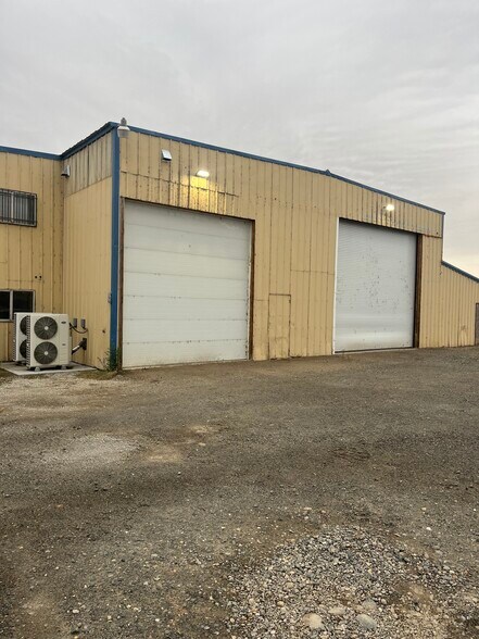 More Photos Of 202132 E 25th Ave, Kennewick Warehouse For Lease