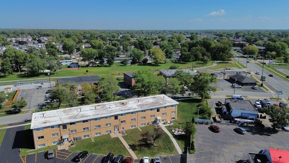 More Photos Of 9620 Farmer Dr, Highland Apartments For Sale