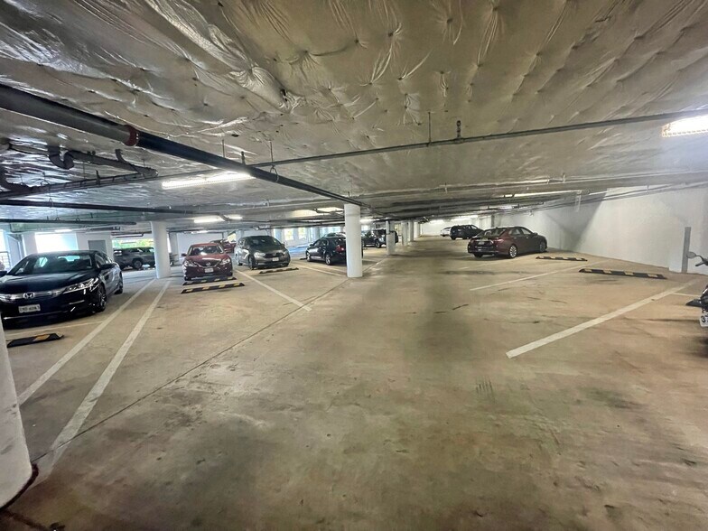 More Photos Of 10530-10550 Linden Lake Plz, Manassas Medical For Lease