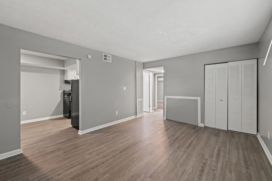 More Photos Of , Lexington Multifamily For Sale