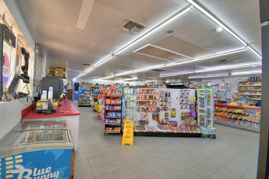 More Photos Of 16311 Highway 27, Lake Wales Service Station For Sale