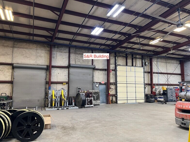 More Photos Of 110 W 34th St, Chattanooga Warehouse For Sale