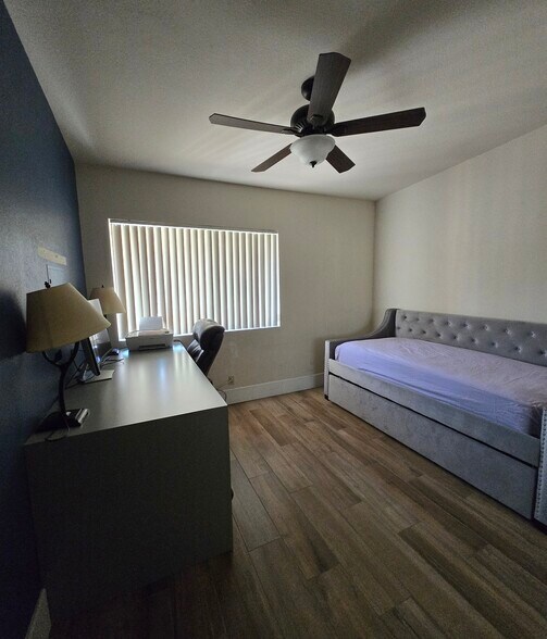 More Photos Of 42995 Park Pl, Palm Desert Apartments For Sale