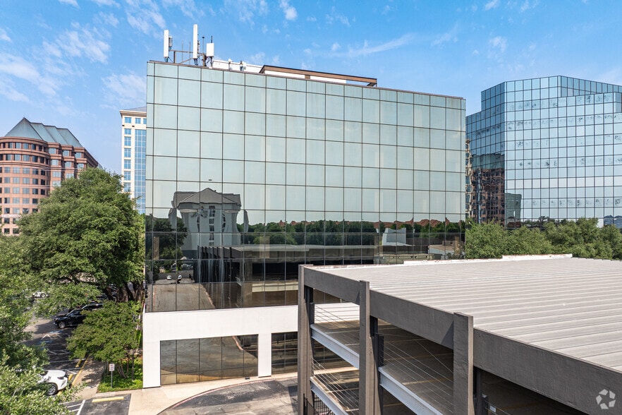 More Photos Of 14110 N Dallas Pky, Dallas Unknown For Lease