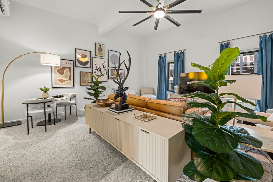 More Photos Of 9-13 Broadway St, Asheville Storefront Retail Office For Sale