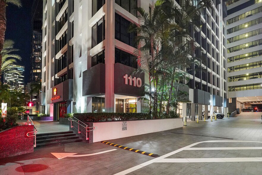 More Photos Of 1110 Brickell Ave, Miami Office For Sale