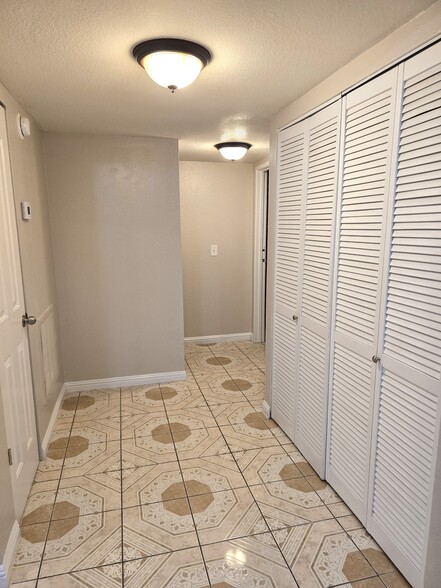 More Photos Of 4781 E Craig Rd, Las Vegas Apartments For Sale