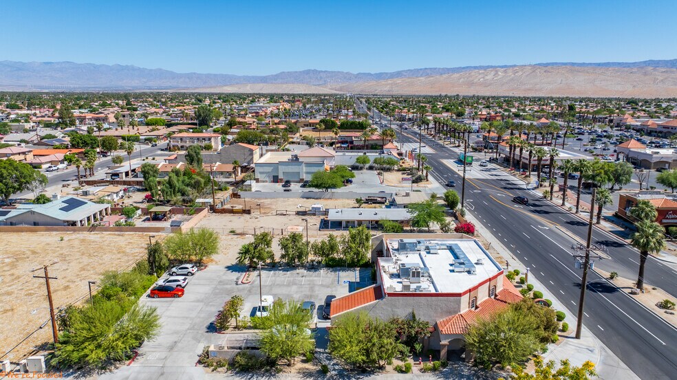 More Photos Of 32475 Date Palm Dr, Cathedral City Freestanding For Lease