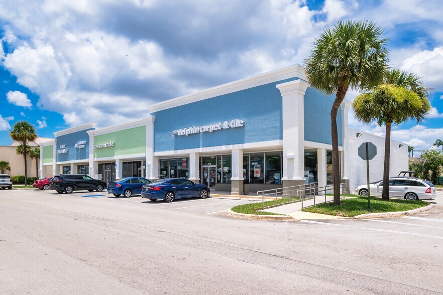 More Photos Of 130 N University Dr, Pembroke Pines Unknown For Lease