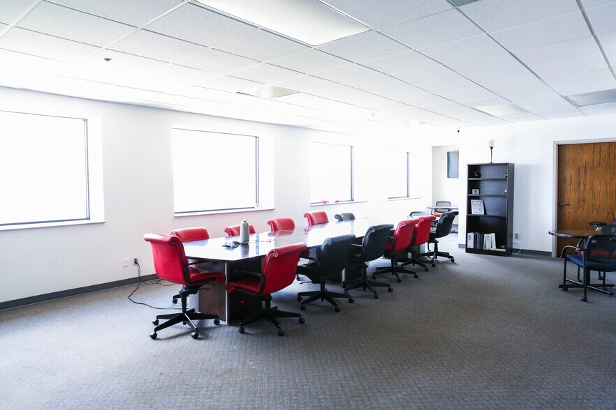 More Photos Of 626 Minnesota Ave, Kansas City Office For Lease