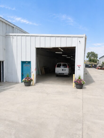 More Photos Of 11811 Upham St, Broomfield Warehouse For Lease