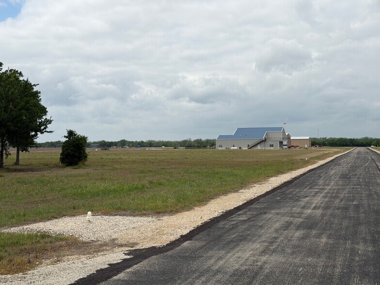 More Photos Of 330 Airfield rd, Fentress Land For Sale