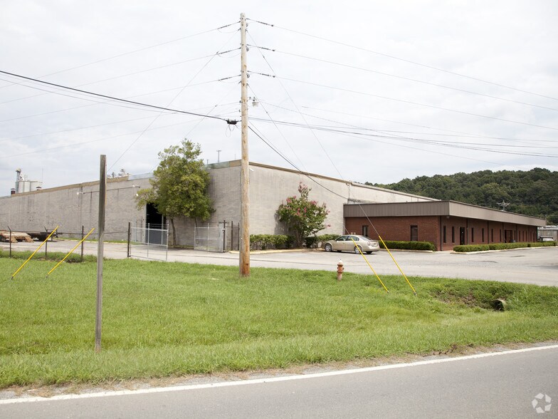 More Photos Of 355 Old Dalton Rd NE, Calhoun Warehouse For Sale