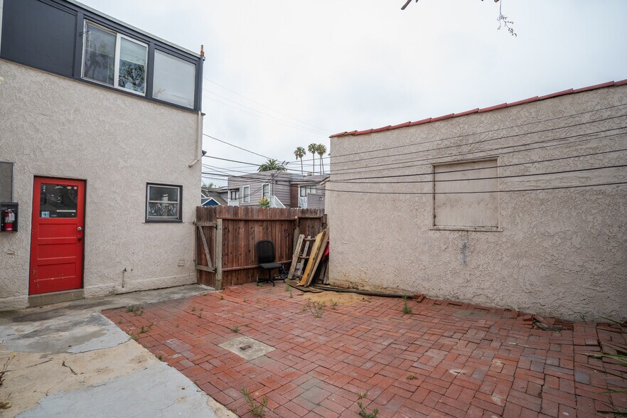 More Photos Of 679 Obispo Ave, Long Beach Apartments For Sale
