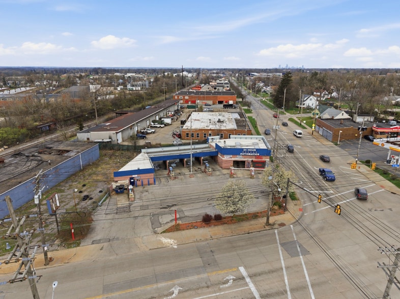 More Photos Of 16436 Miles Rd, Cleveland Carwash For Sale