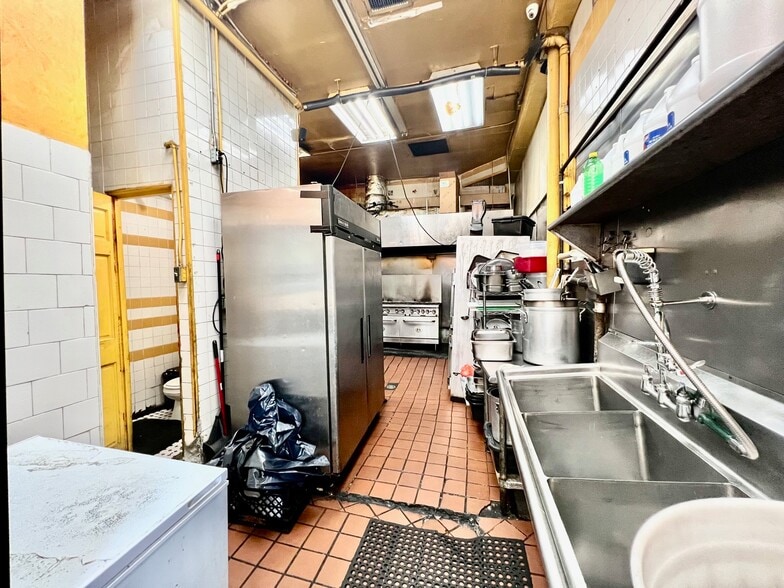 More Photos Of 613A Nostrand Ave, Brooklyn Storefront Retail Residential For Lease