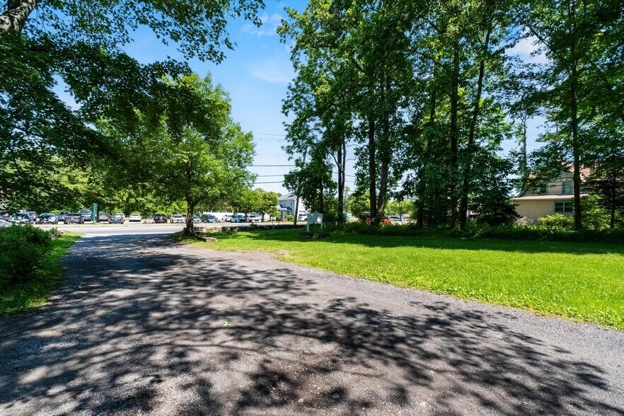 More Photos Of 1860 E Main St, Mohegan Lake Land For Sale