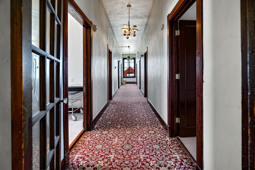 More Photos Of 500 Main St, Fairplay Hotel For Sale