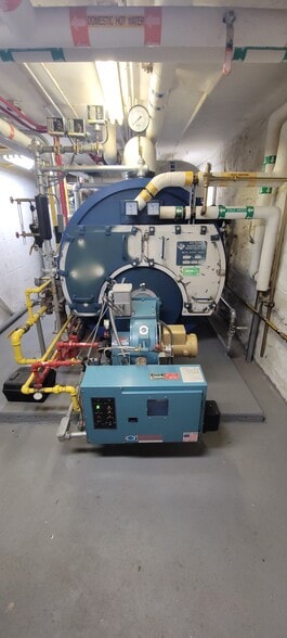 More Photos Of 576 39th St, Brooklyn Apartments For Sale