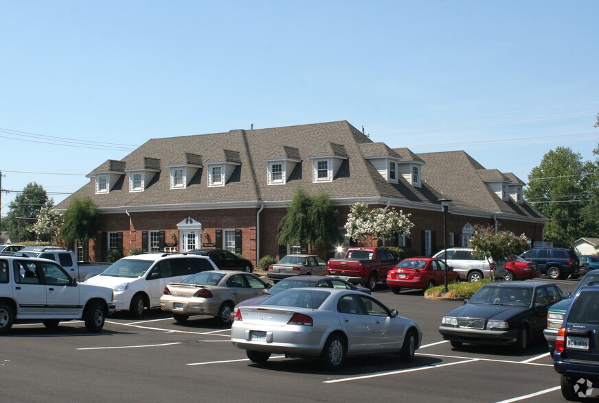 More Photos Of 6555 Stage Rd, Memphis Medical For Lease