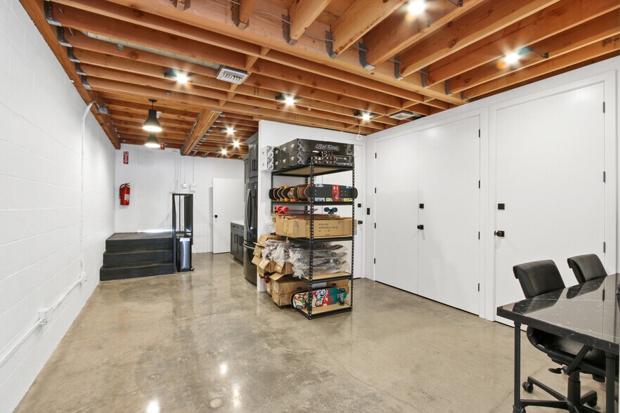 More Photos Of 1638 Colorado Blvd, Los Angeles Loft Creative Space For Sale