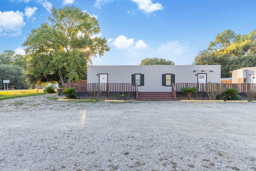 More Photos Of 24203 FM 2100 Rd, Huffman Office Residential For Sale