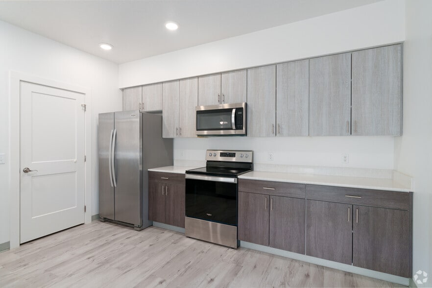 More Photos Of 3905 S Dishman Mica Rd, Spokane Valley Apartments For Sale