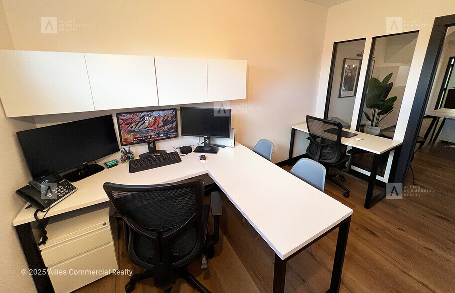 More Photos Of 7510 E 82nd St, Indianapolis Office For Lease