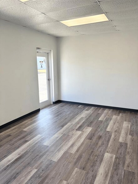 More Photos Of 300-330 Detroit Ave, Monroe Unknown For Lease