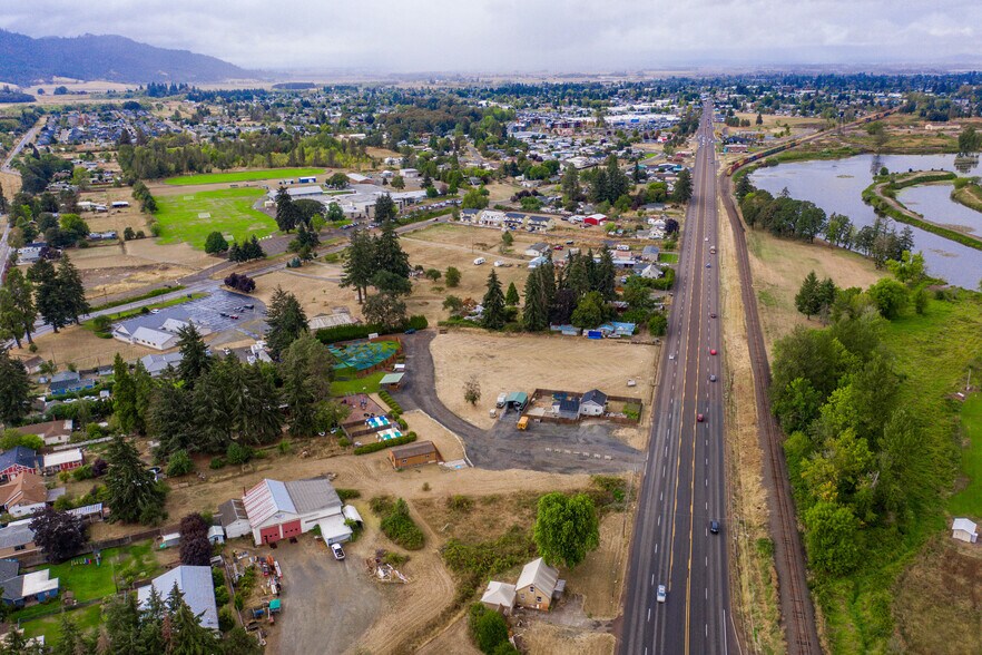 More Photos Of 3980 S Santiam Hwy, Lebanon Land For Sale