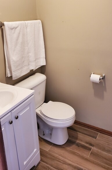 More Photos Of 400 W Victor Ave, Victor Hotel For Sale