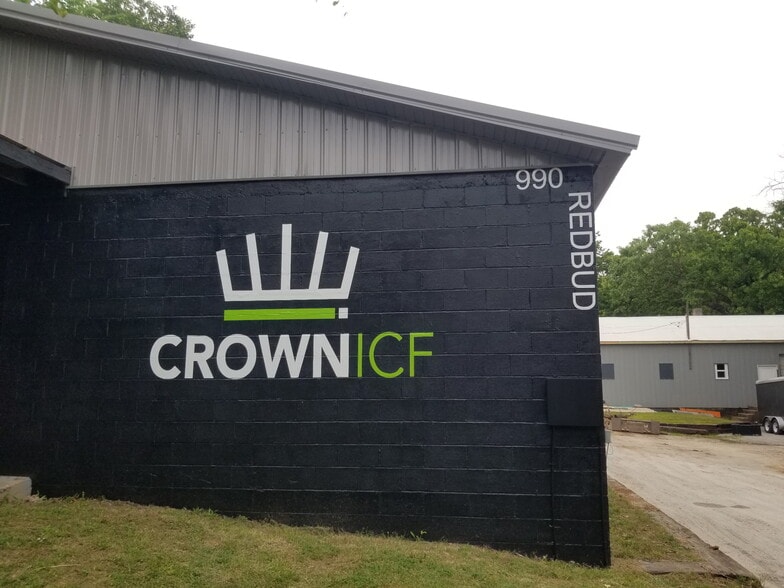 More Photos Of 990 Red Bud Dr, Warsaw Service For Sale