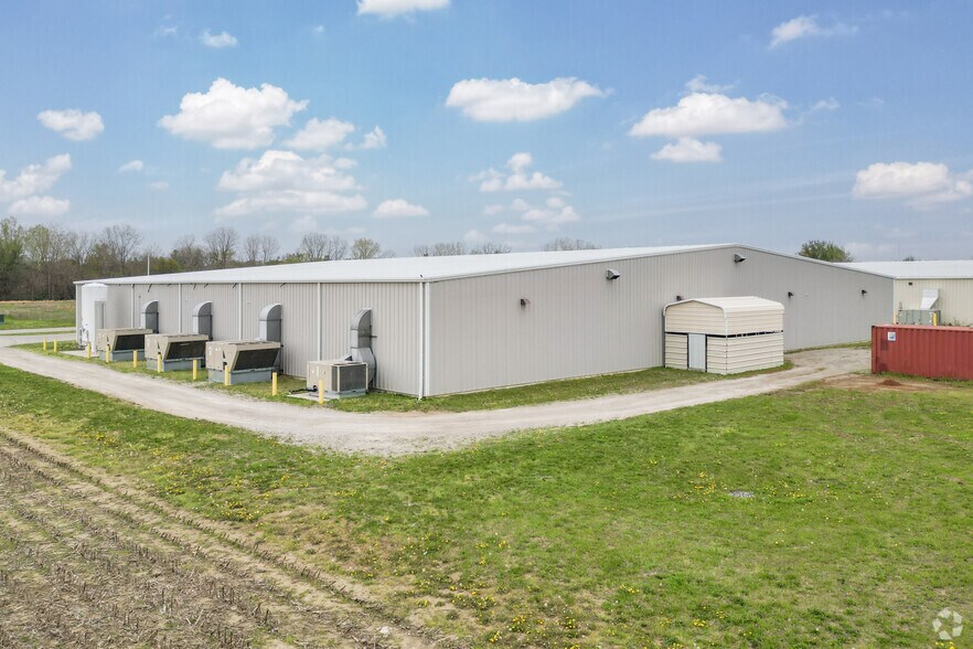 More Photos Of 515 Hammontree Dr, Morenci Industrial For Sale