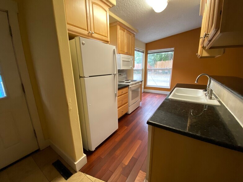 More Photos Of 1057 13th St, Boulder Apartments For Sale