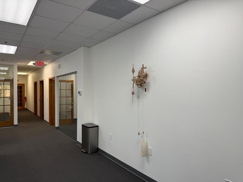 More Photos Of 2050 Route 27, North Brunswick Office For Lease