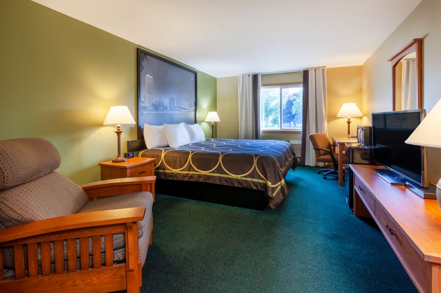 More Photos Of 227 Ripon Rd, Berlin Hotel For Sale