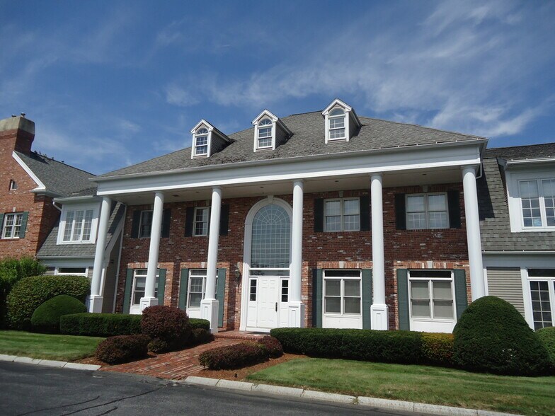 More Photos Of 176 East Main St, Westborough Medical For Sale