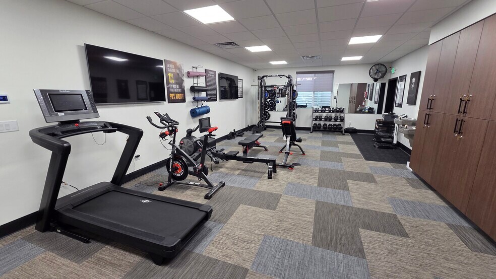 More Photos Of 1570 Elk Creek Dr, Idaho Falls Office For Lease