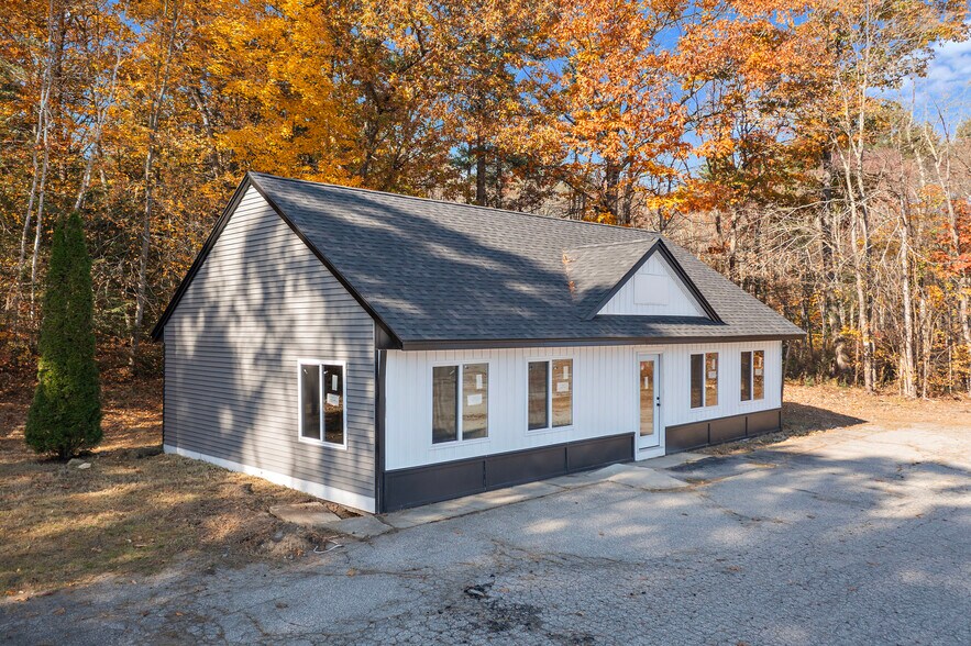 More Photos Of 266 Route 125, Brentwood Land For Sale