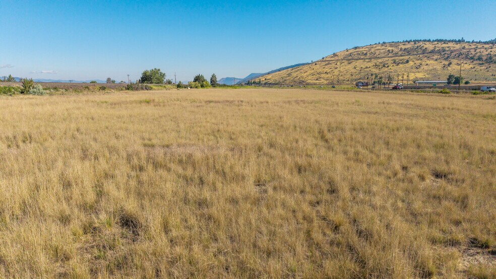 More Photos Of N Hwy 97, Klamath Falls Land For Sale