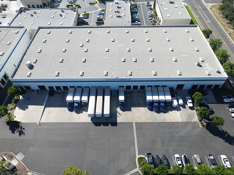 More Photos Of 500 E Rincon St, Corona Warehouse For Lease